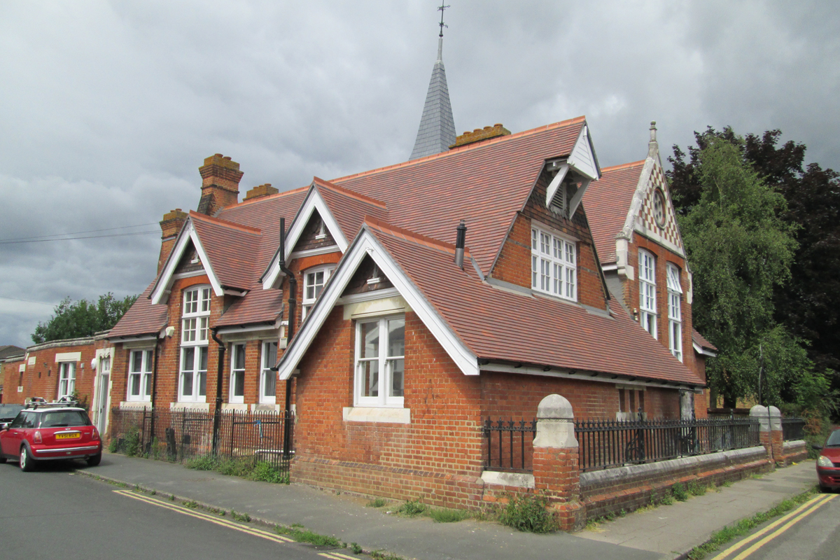 Thameside Youth Arts Centre - West End Group